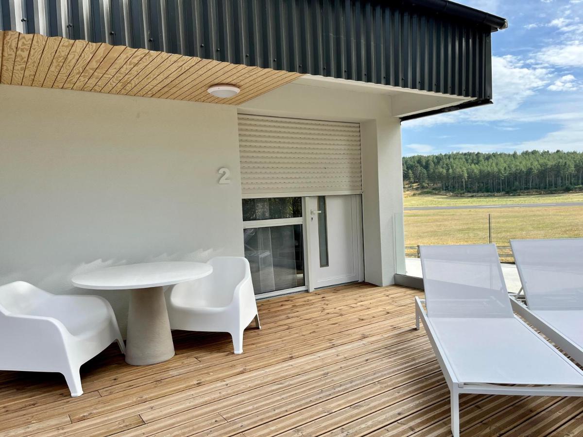 Domaine De Mende Brenoux Suites & Spa Exterior foto